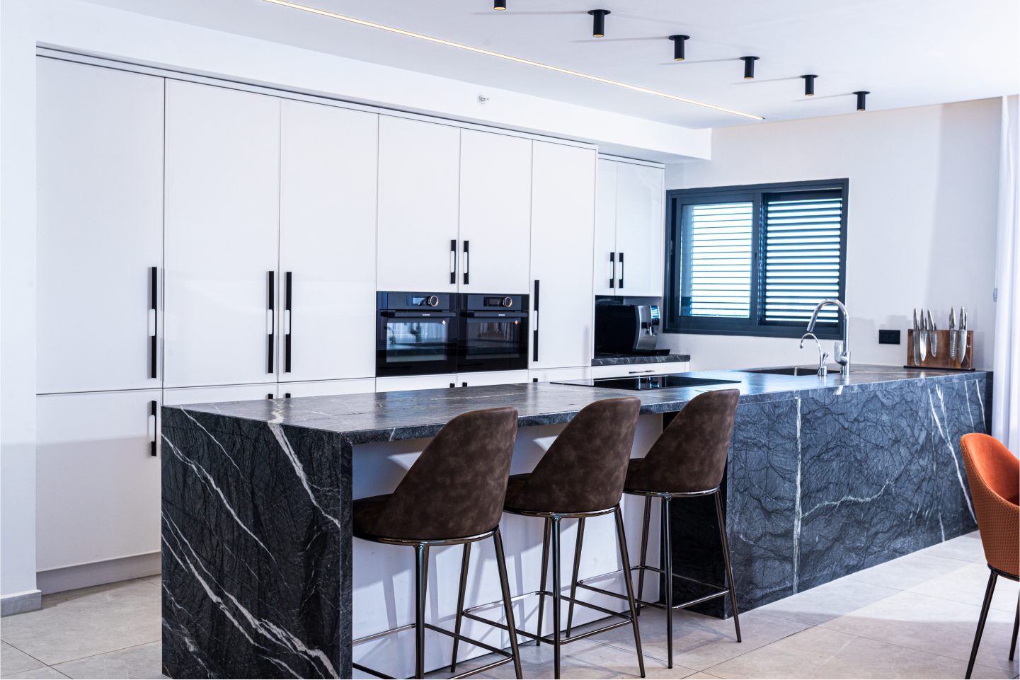 שיש עמיד לכימיקלים, שיש טבעי, טקסטורות ייחודיות,