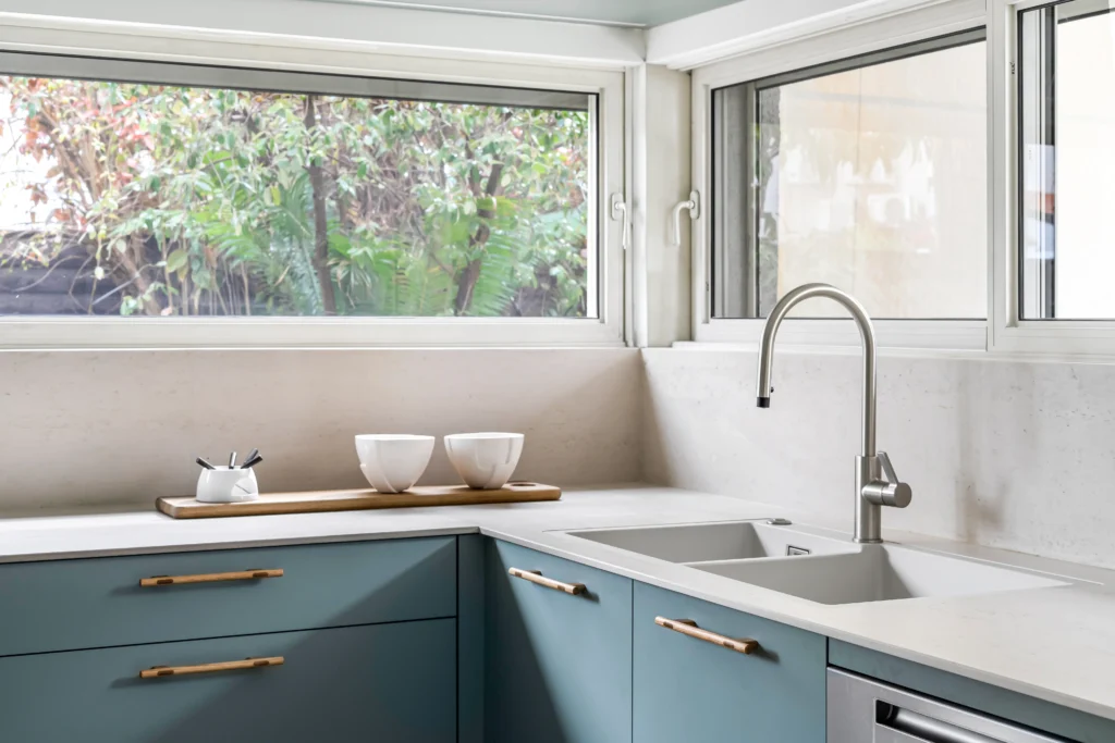 סיליסטון למטבח, שיש טבעי, גרניט פורצלן, סיליסטון