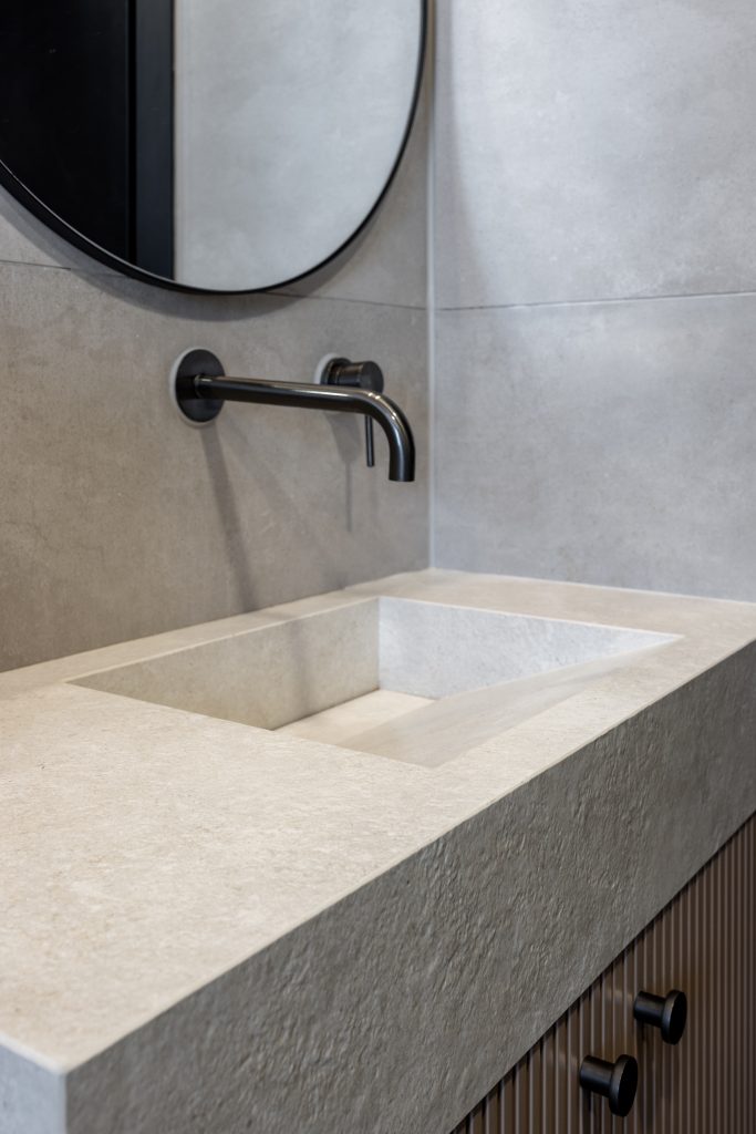 שיש גטניו, ששיש למקלחת, שיש כיור, שיש לאמבטיה